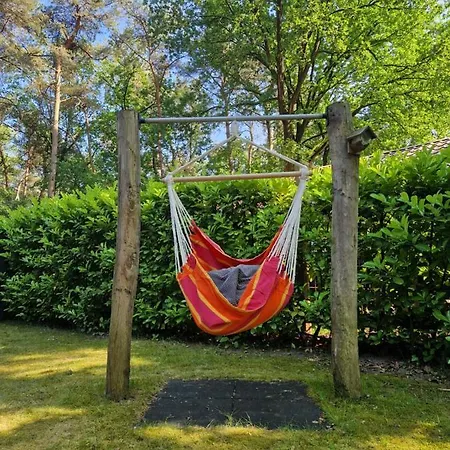 Heerlijk Huisje In Het Bos Op Chaletpark Kempenbos Diessen Exterior photo